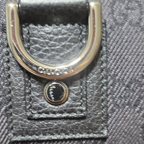 Gucci Canvas Shoulder Bag - Picture 4 of 10